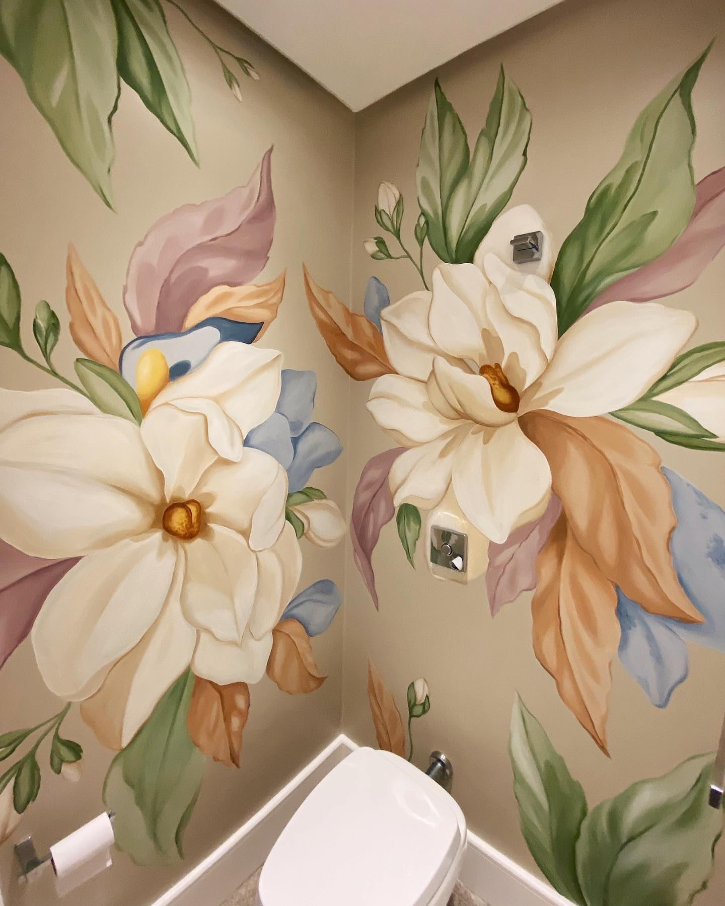 七、卫生间和厨房可以画墙绘吗？